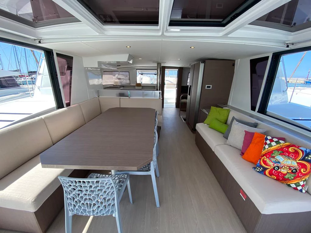 Bali 4.6 Nadir (NADIR) Interior image - 7