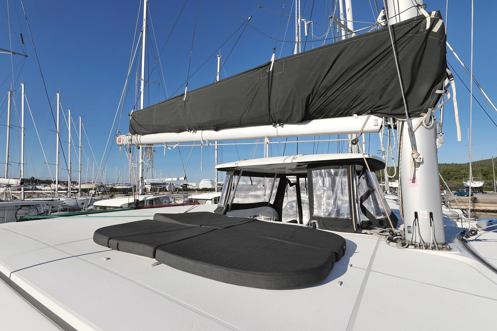 Lagoon 42 (FAT CAT)  - 65