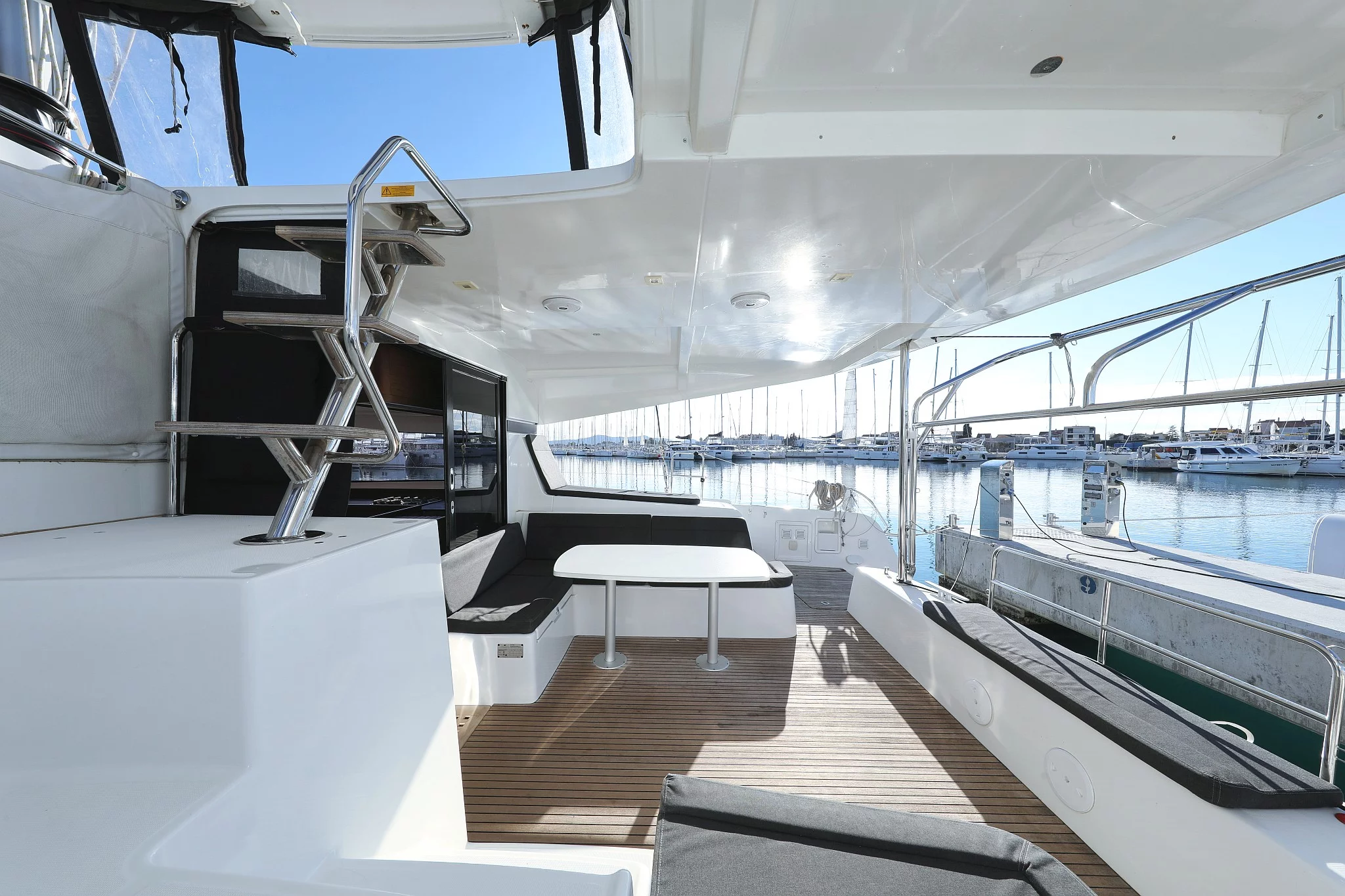Lagoon 42 (FAT CAT)  - 19