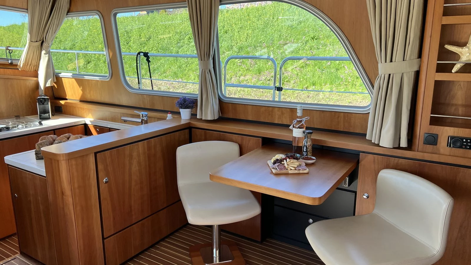 Linssen Grand Sturdy 40.0 Sedan (Liberty)  - 22