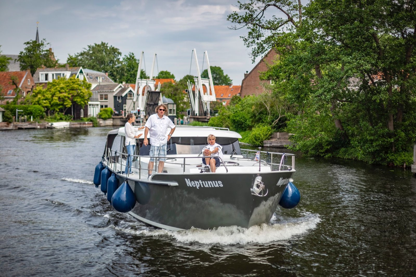 Photo #14 - Brandsma Luna 40 (Neptunus) in Friezenwijk - 21246