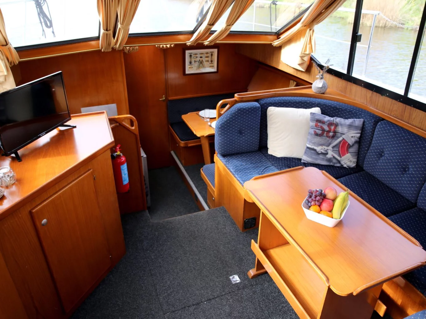 Vri-Jon Contessa 37 (Antaris) Interior image - 13
