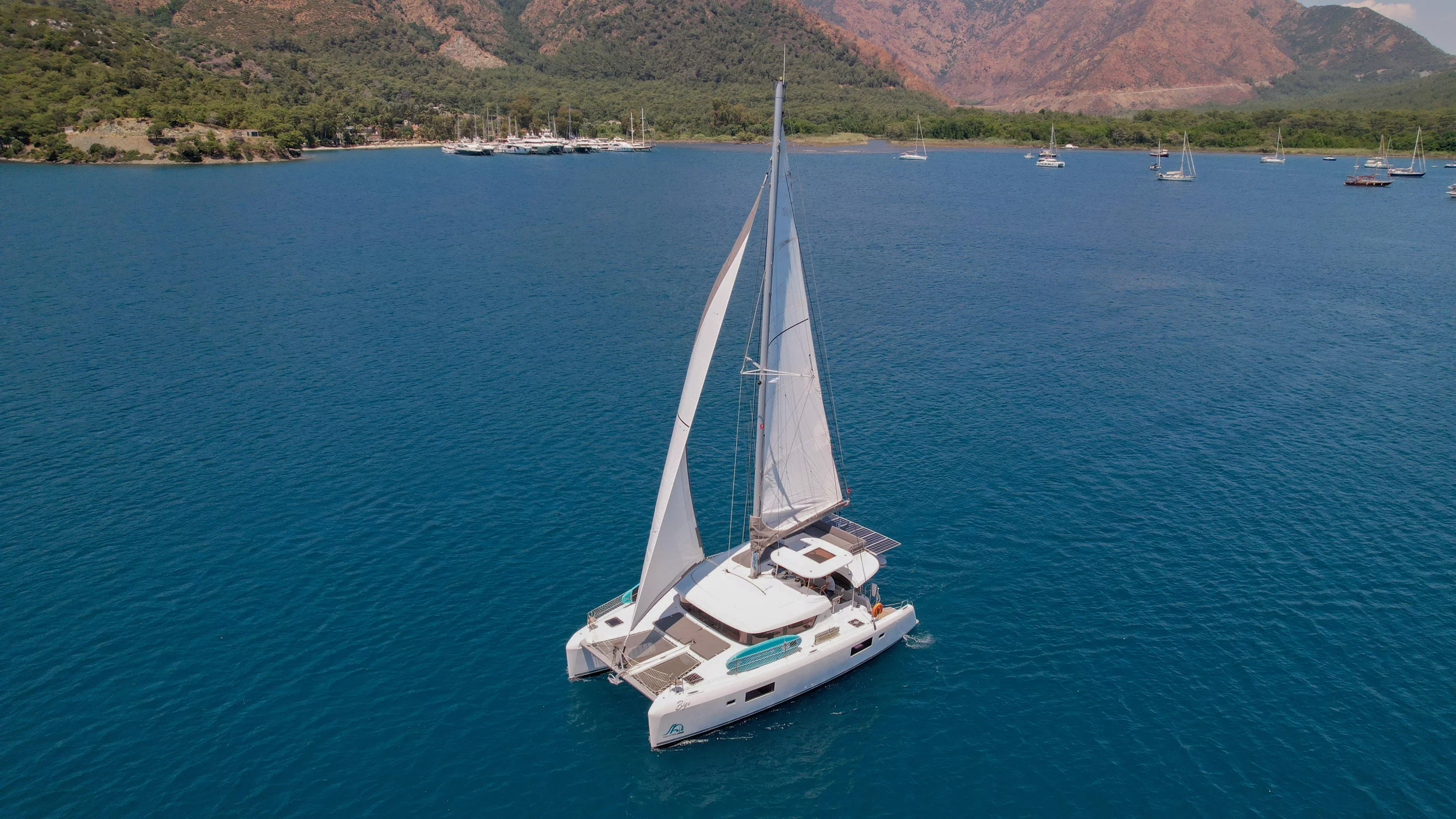Lagoon 42 (Bige)  - 5