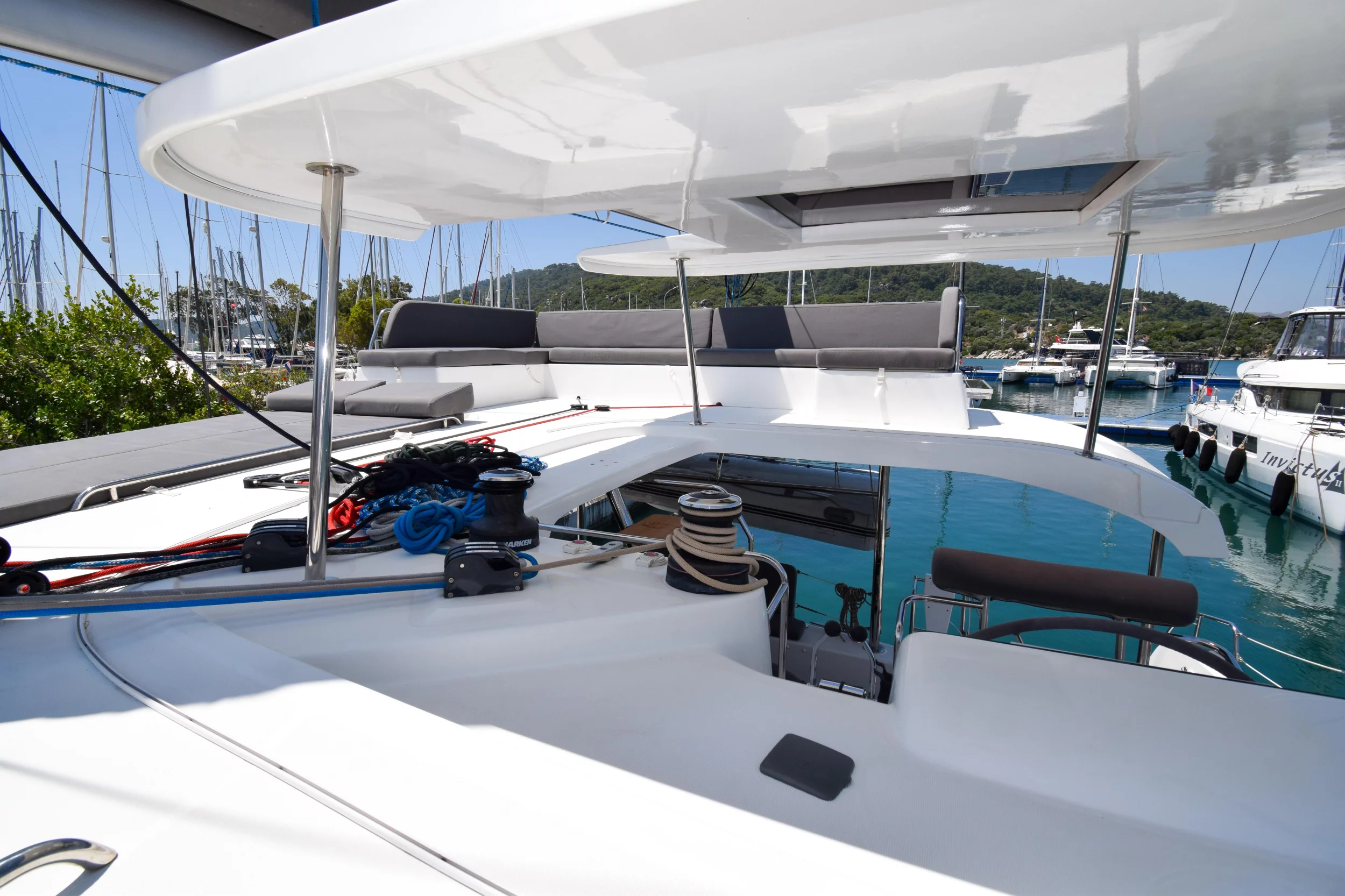 Lagoon 42 (Bige)  - 30