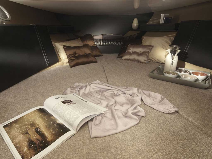 Interior image - 2