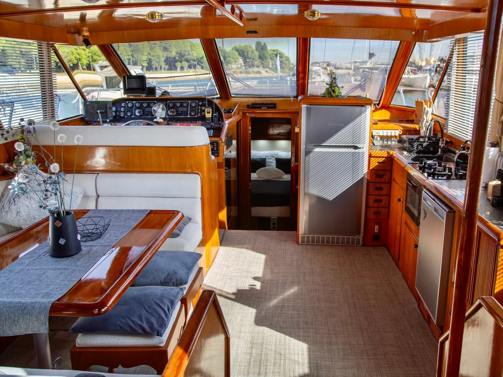Edership President 44 (Paloma I) Interior image - 6