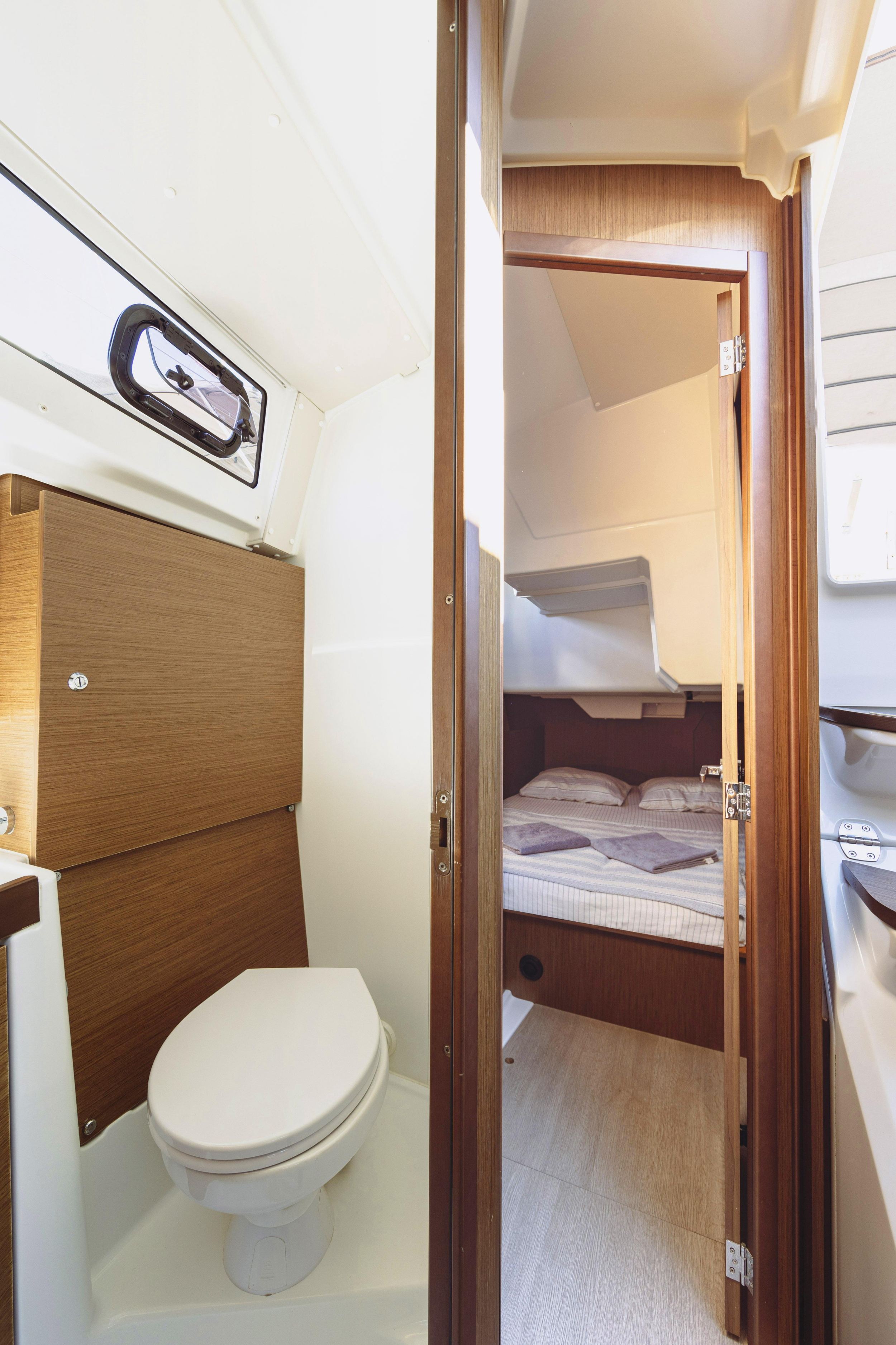 Photo #4 - Oceanis 38.1 (Neo) en Marmaris - 17399