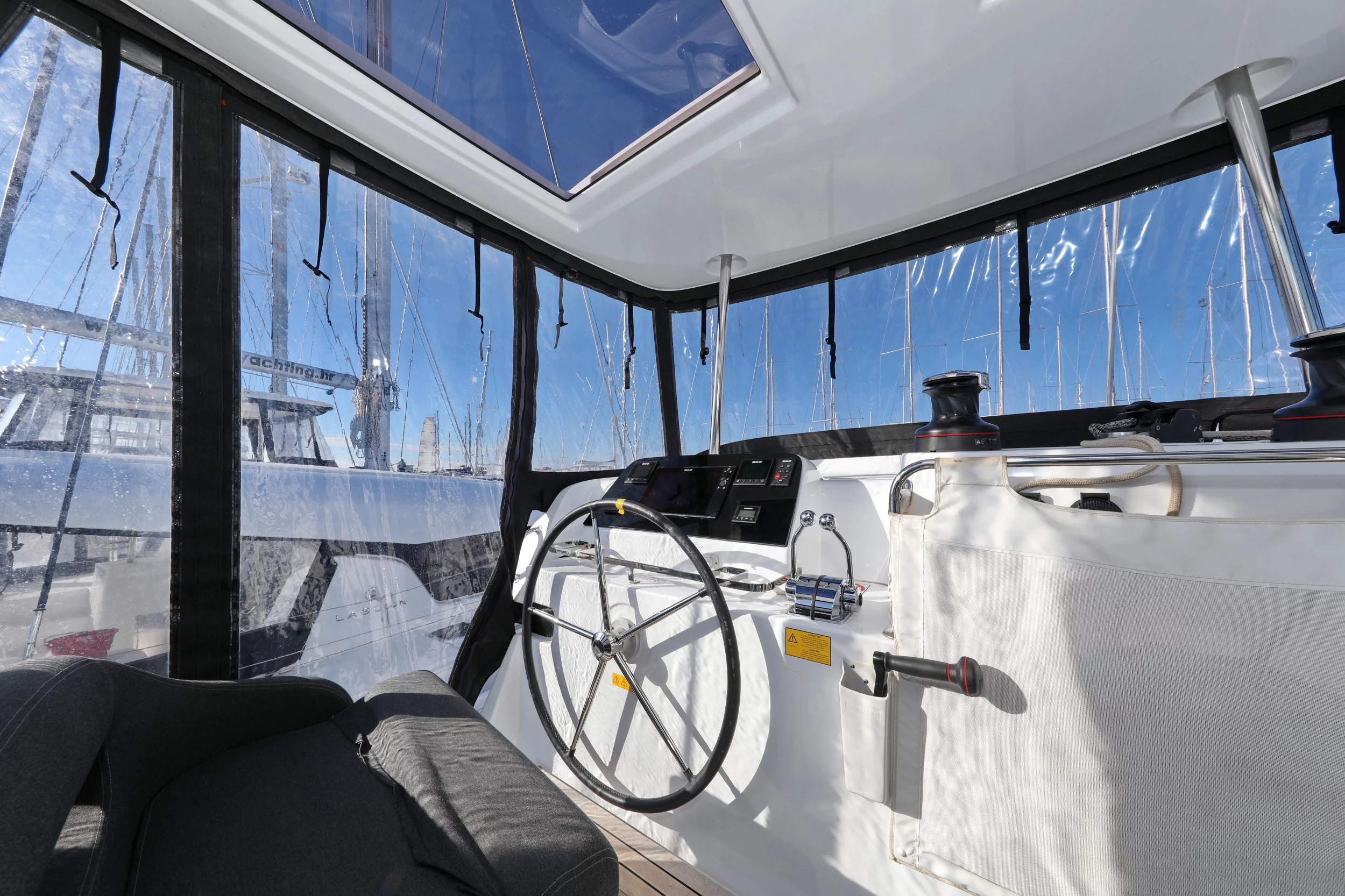 Lagoon 42 (MADRE PERLA)  - 44