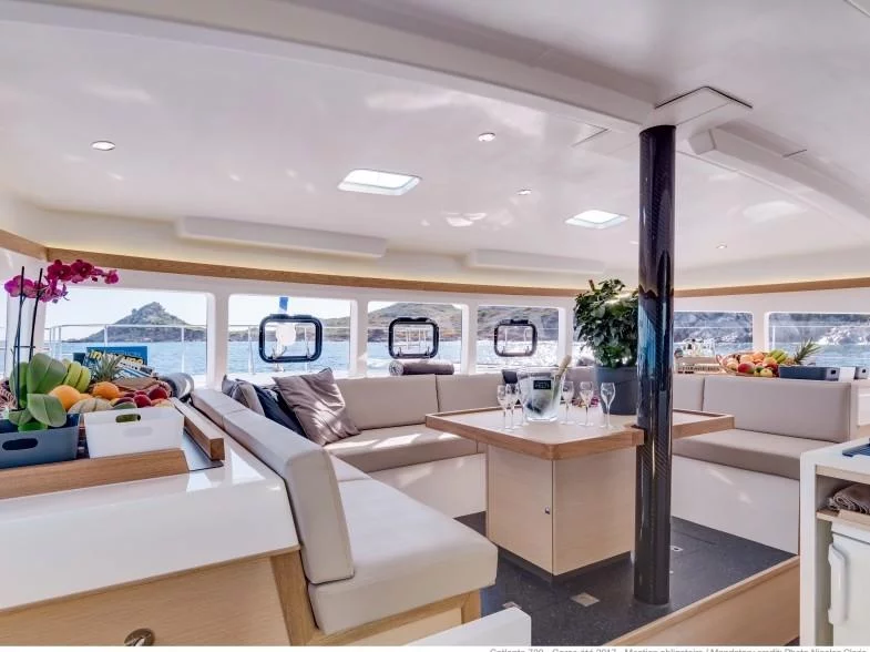 Catalante 720 (Eye Candy) Interior image - 7