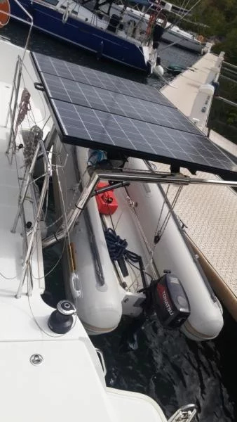 Lagoon 400 S2 (Gioia) Dinghy / Solar Panels - 12