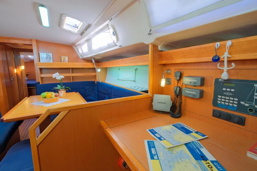 Bavaria 47 Cruiser (Aotoa)  - 6