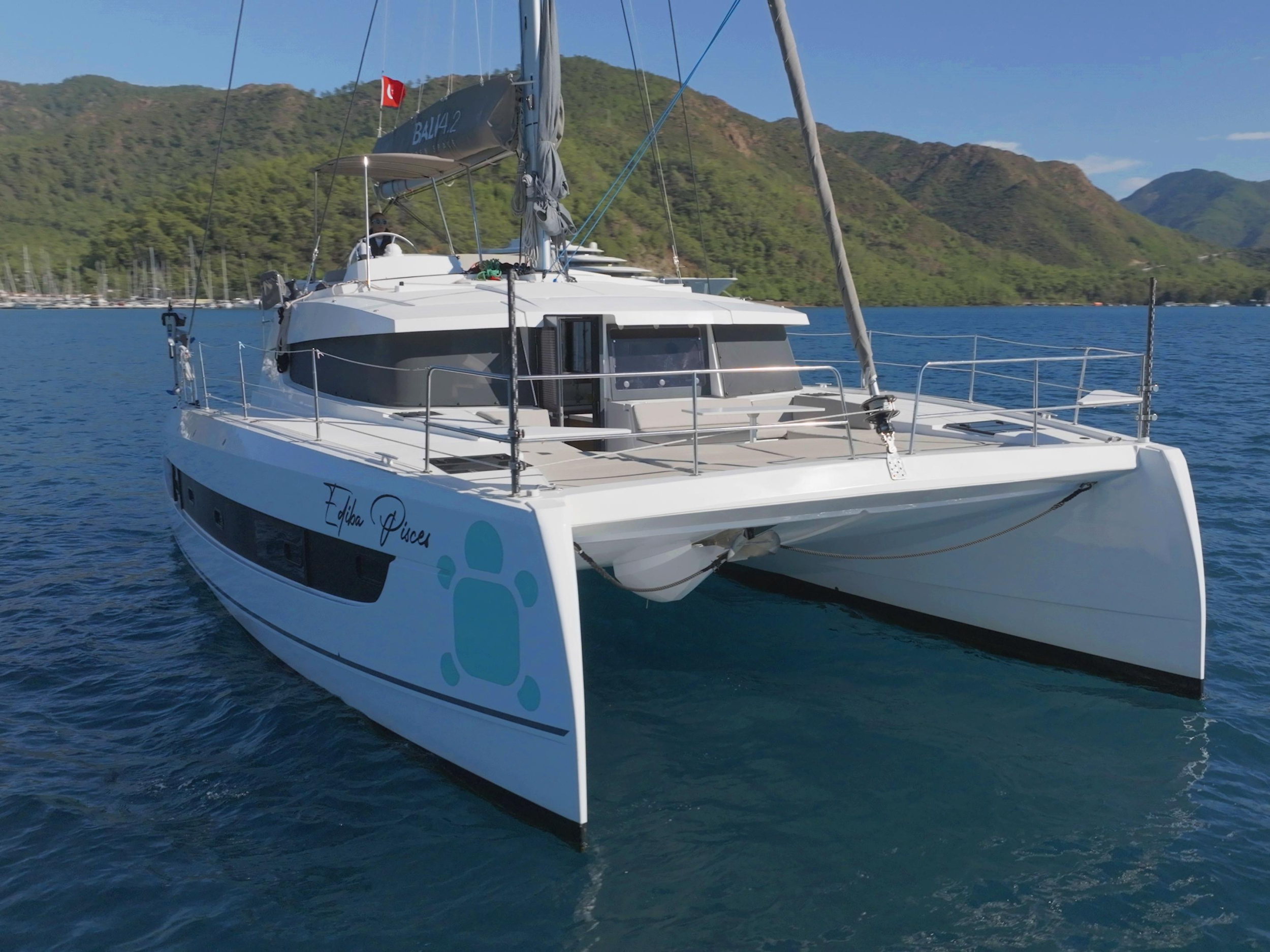 Photo #1 - Bali 4.2 (Pisces) en Marmaris - 16356