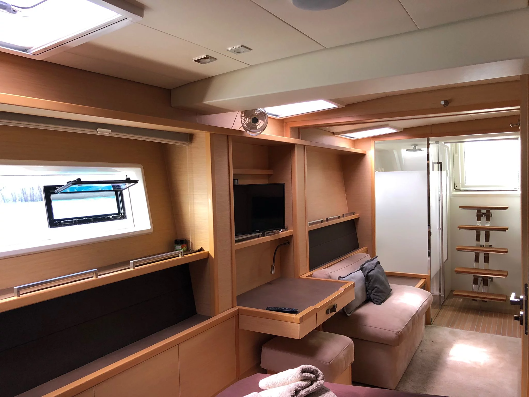 Lagoon 620 (ZS)  - 19