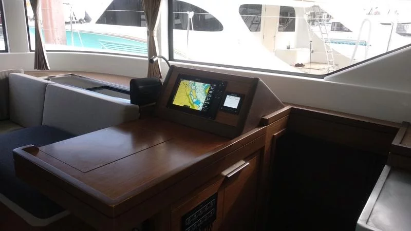 Lagoon 50 (Ocean) Navigation 2 - 3
