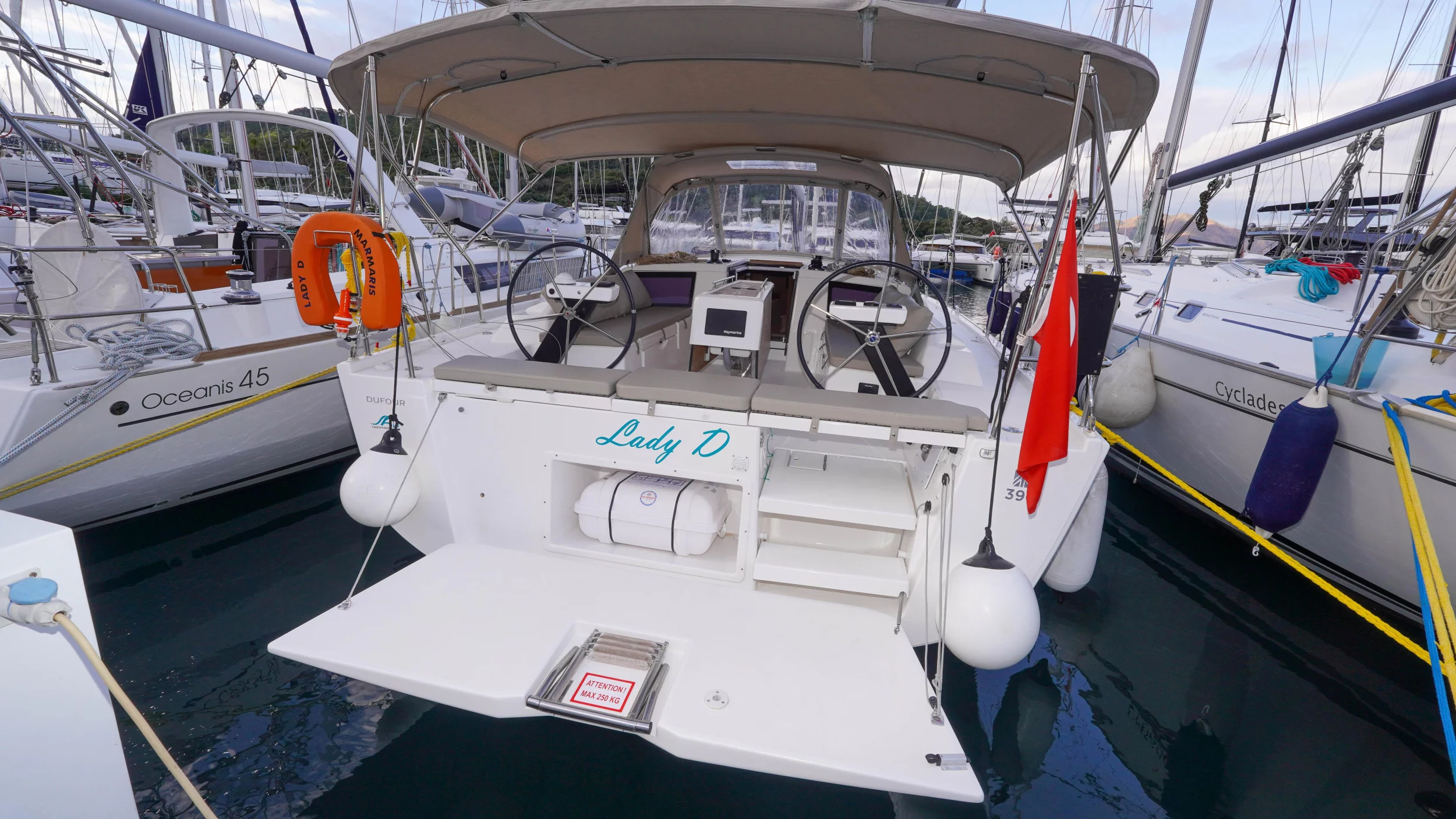 Dufour 390 (Lady D)  - 6
