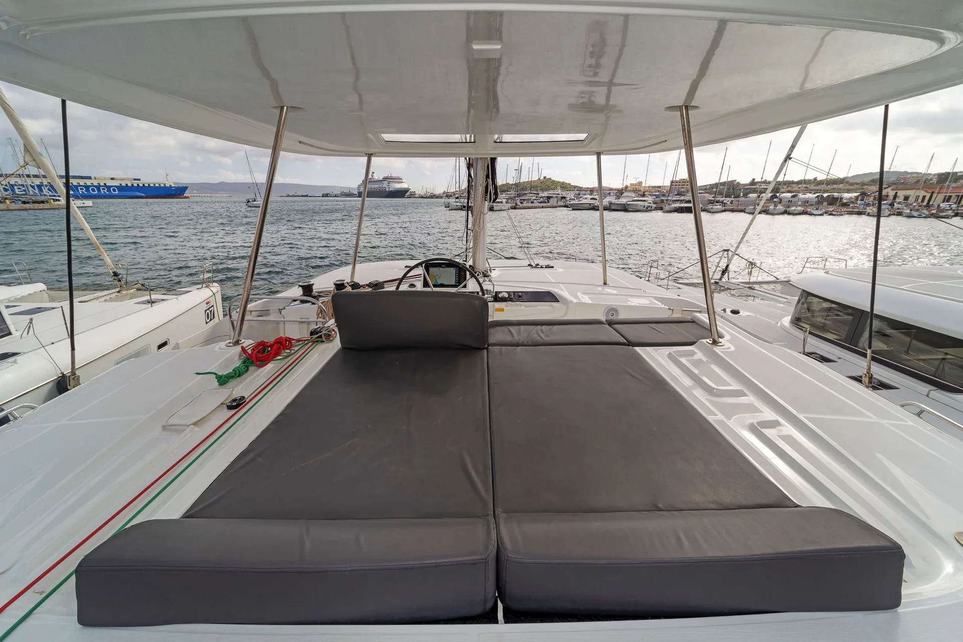 Lagoon 46 (Lizz)  - 3