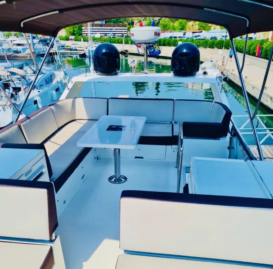 Galeon 420 Fly (JUNA-MARIE)  - 3