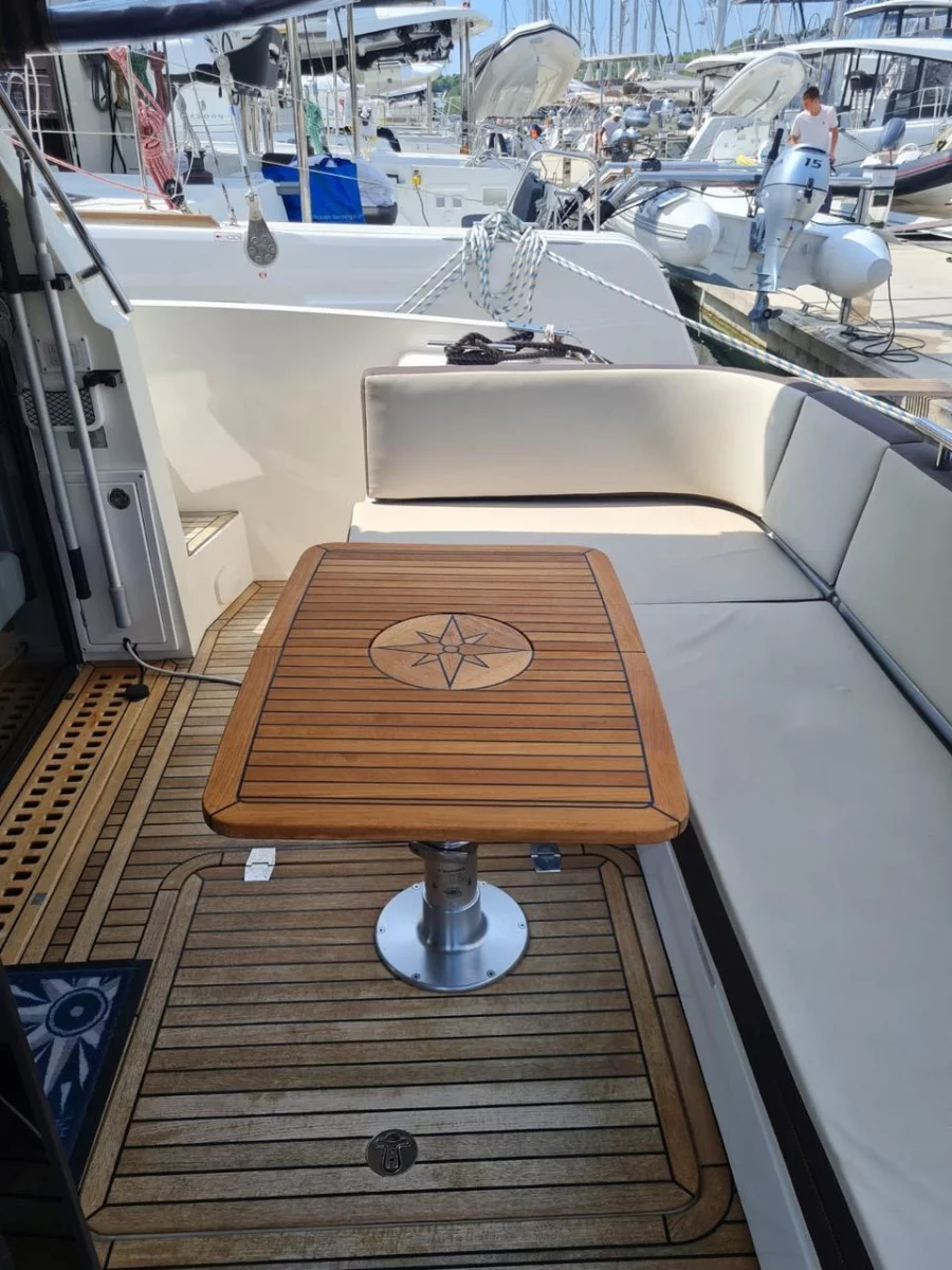 Galeon 420 Fly (JUNA-MARIE)  - 2
