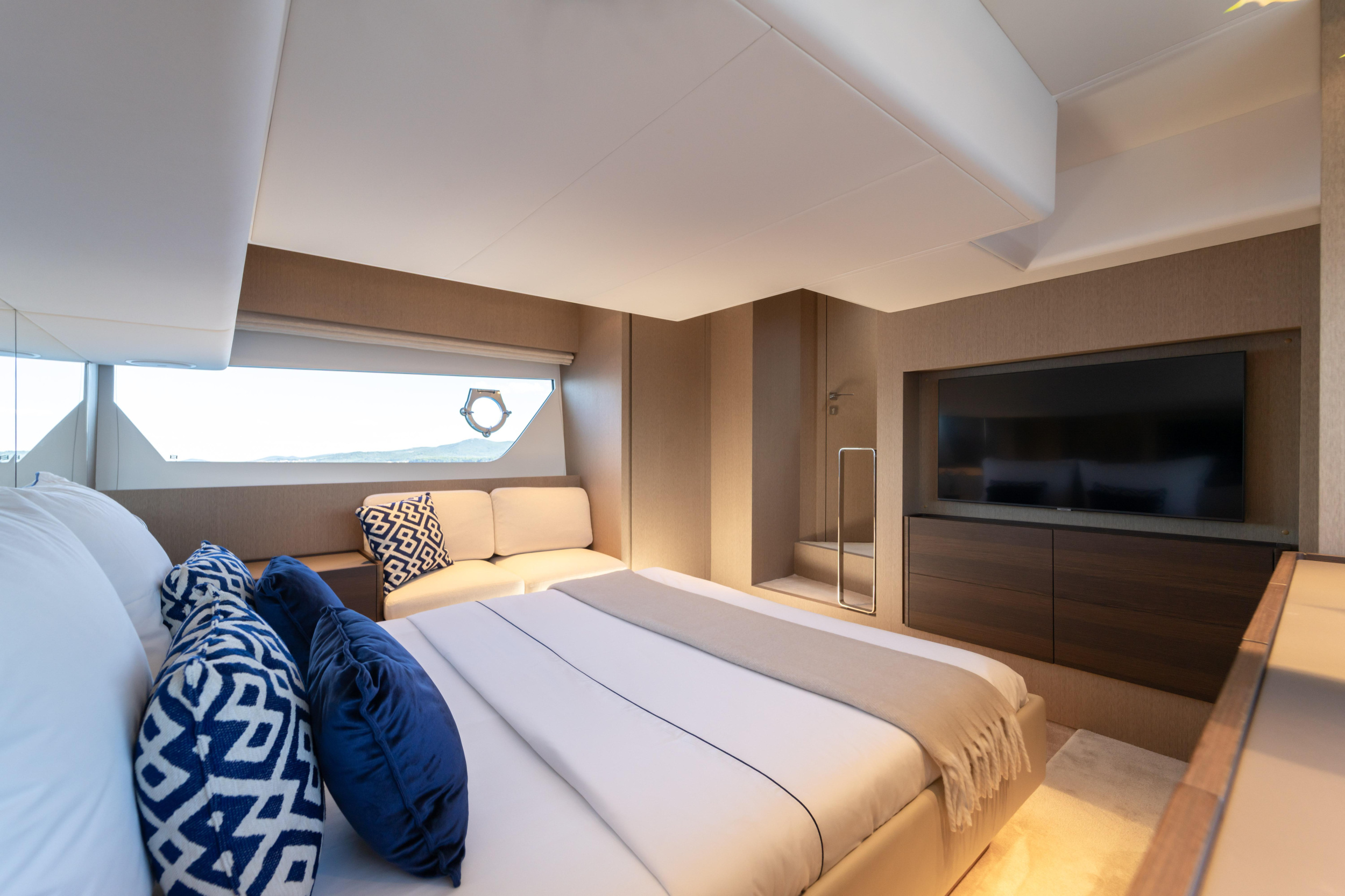Ferretti 500 Fly — photo 26