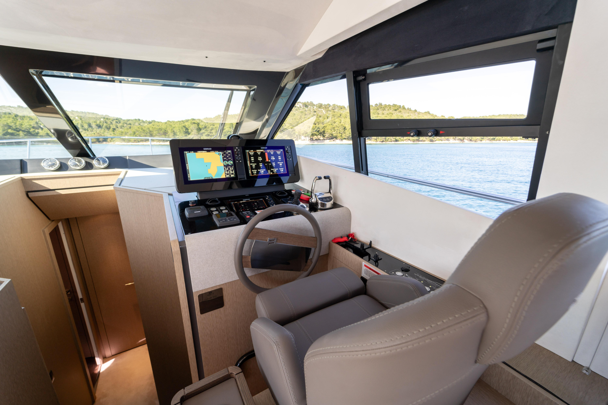 Ferretti 500 Fly — photo 8