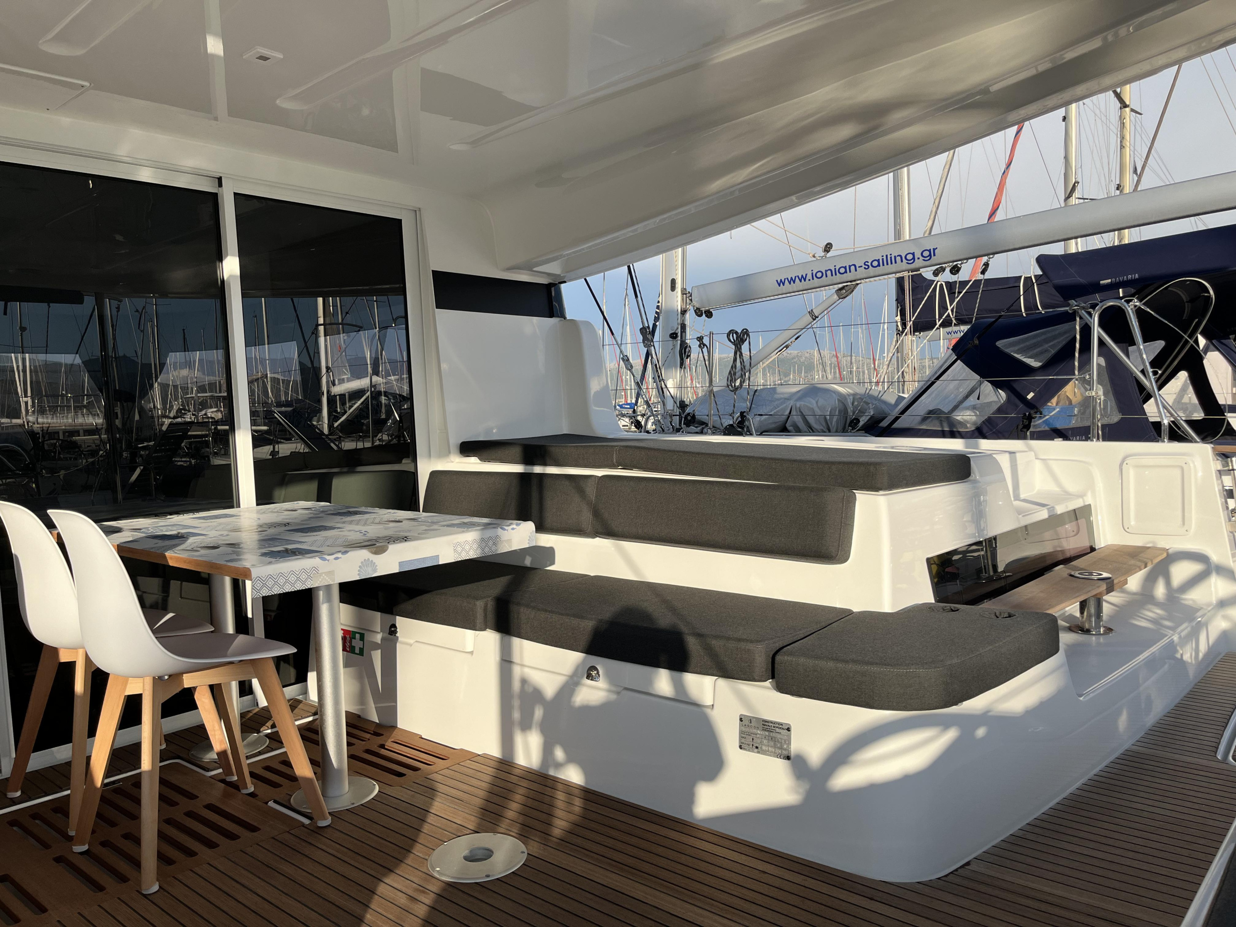 Lagoon 43 — photo 19