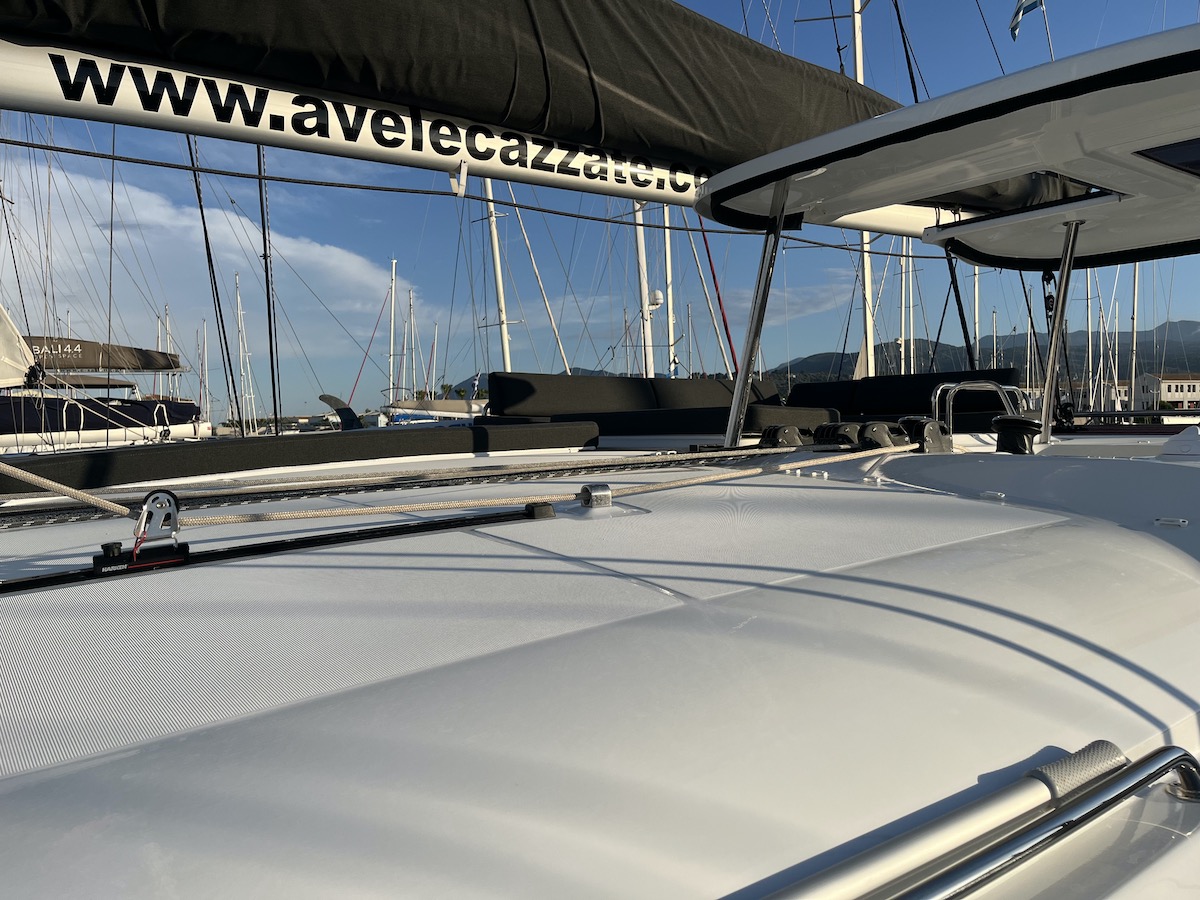 Lagoon 43 — photo 80