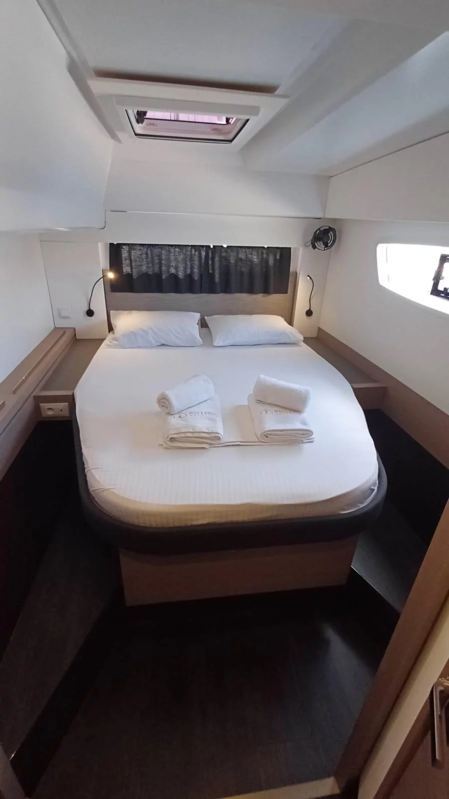 Fountaine Pajot Astrea 42 (Cicada)  - 1