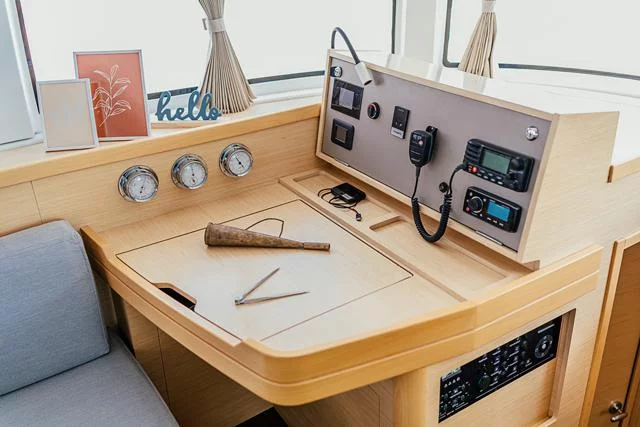Lagoon 42 (AMELIA)  - 8