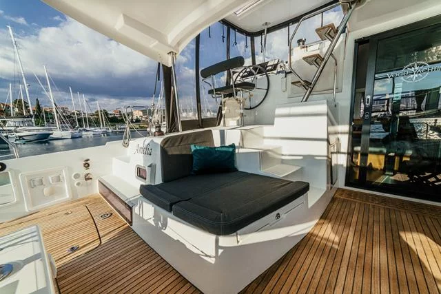 Lagoon 42 (AMELIA)  - 20