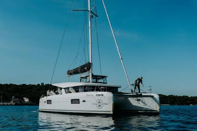 Lagoon 42 (AMELIA)  - 7