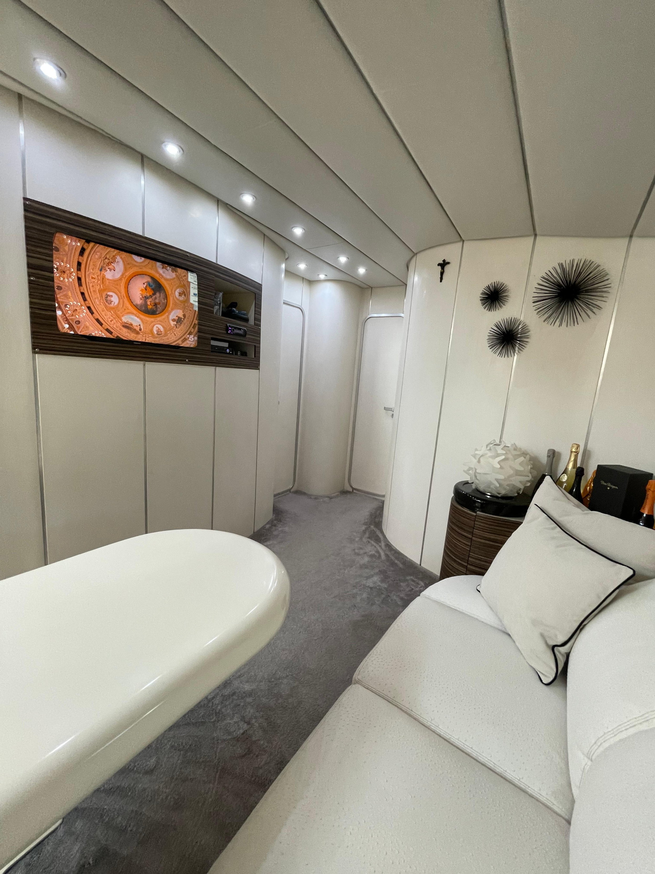 Mangusta 65 — photo 11