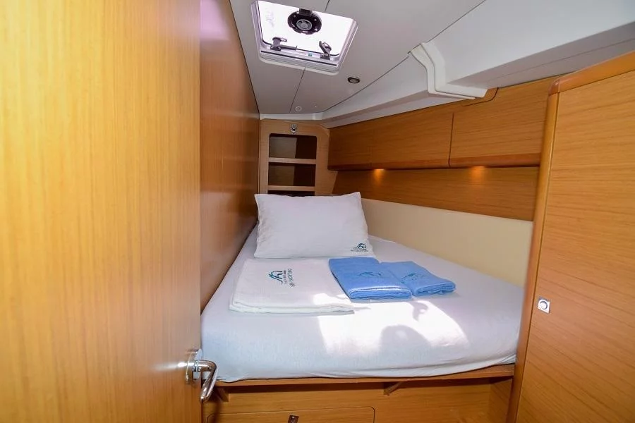 Sun Odyssey 44 i (Loki)  - 23