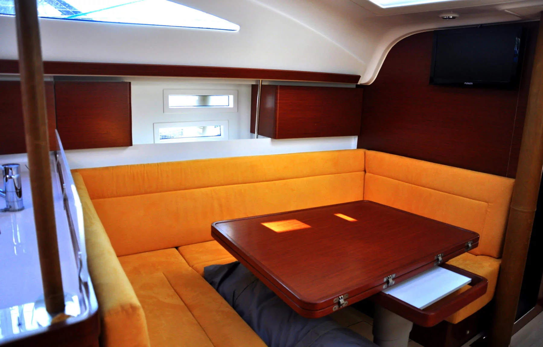 Elan 444 Impression (Beauty AS)  - 2