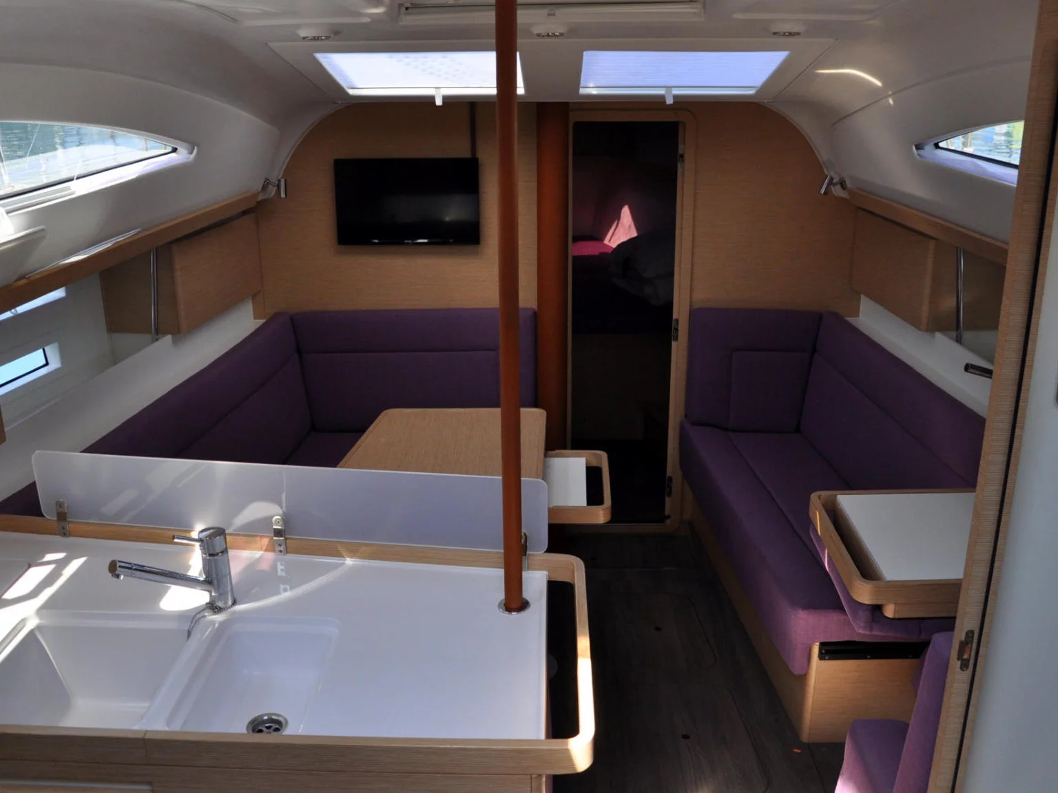 Elan Impression 40 (Orca I.) Interior image - 4
