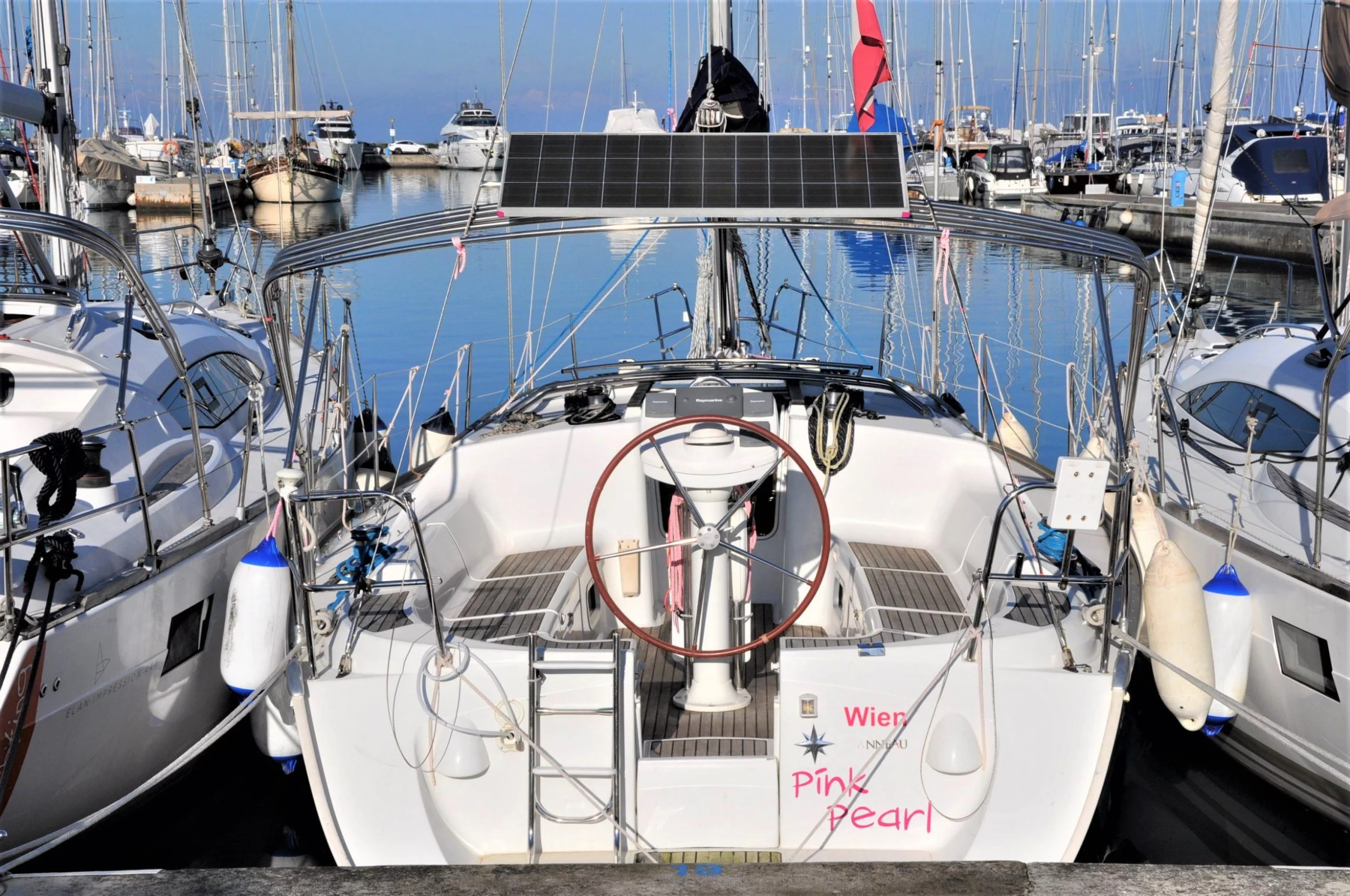 Sun Odyssey 37 (Pink Pearl)  - 3