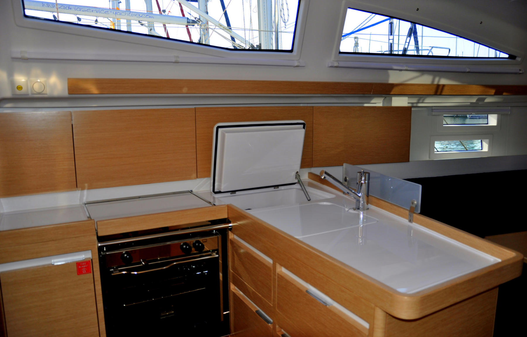 Photo #3 - Elan Impression 354 (Orange AS) en Izola - 21421