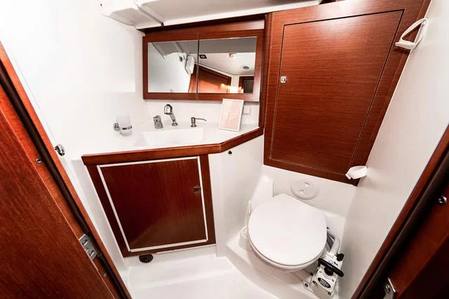 Oceanis 45 (THEIA)  - 15
