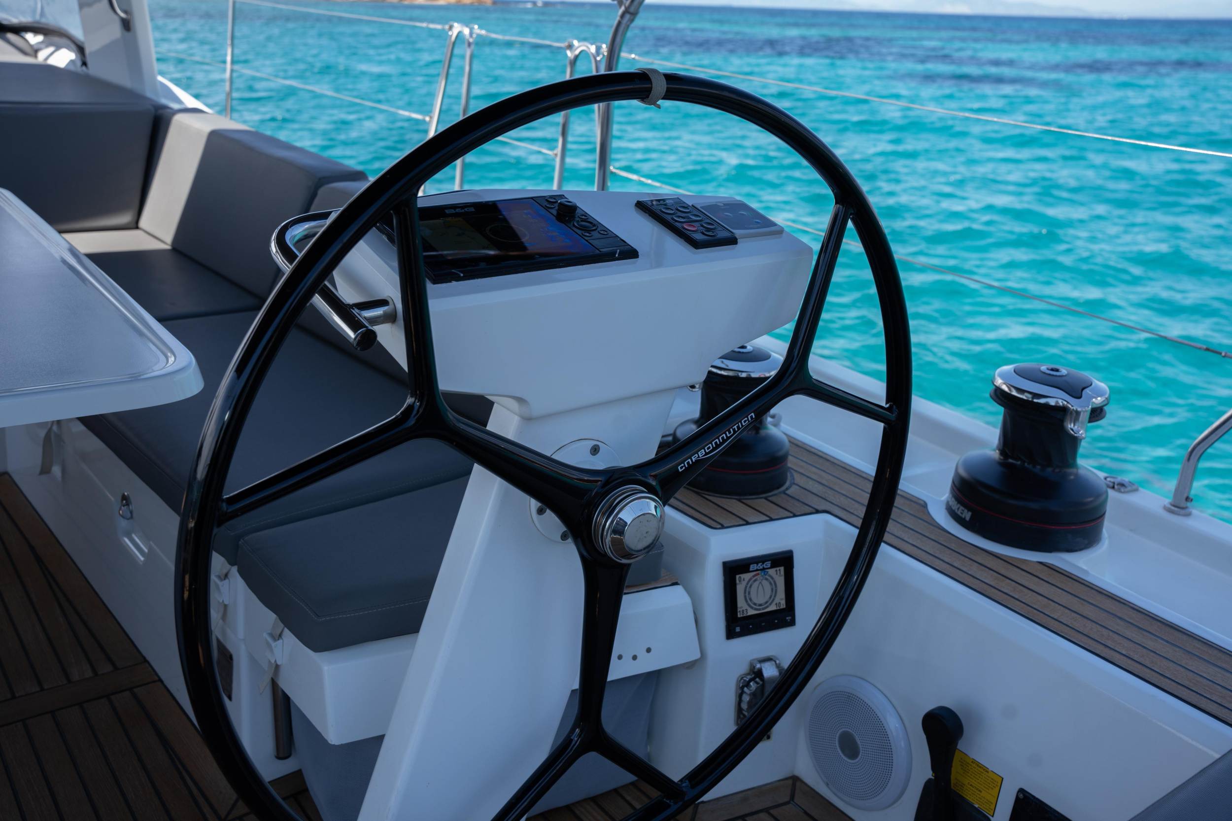 Photo #19 - Oceanis 51.1 (One Piece) in Athen - 7980