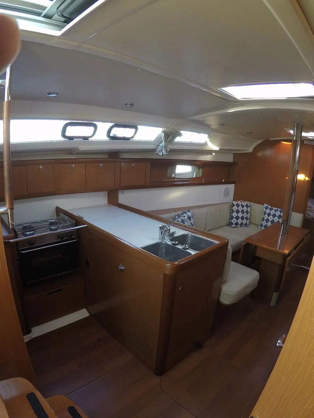 Oceanis 37 (Tristaina)  - 6