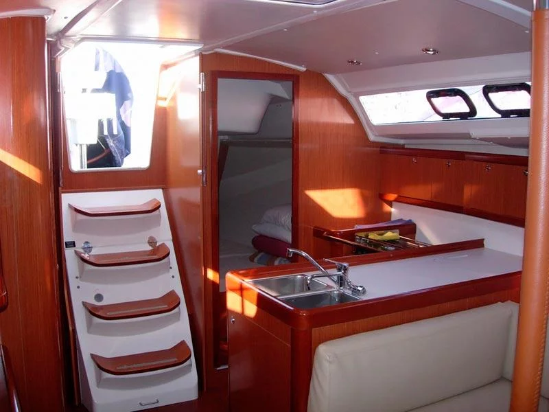 Oceanis 37 (Tristaina)  - 10