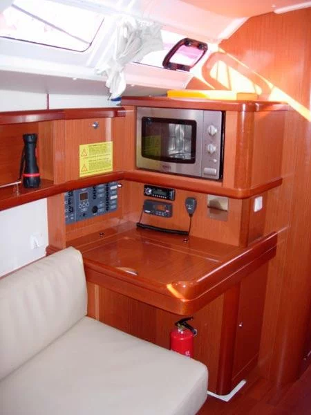 Oceanis 37 (Tristaina)  - 1