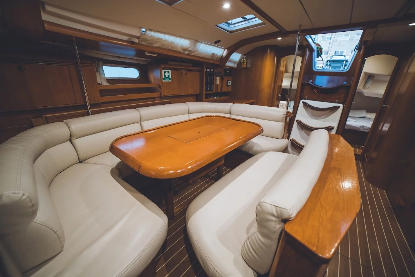 Sun Odyssey 49i (Anax)  - 5
