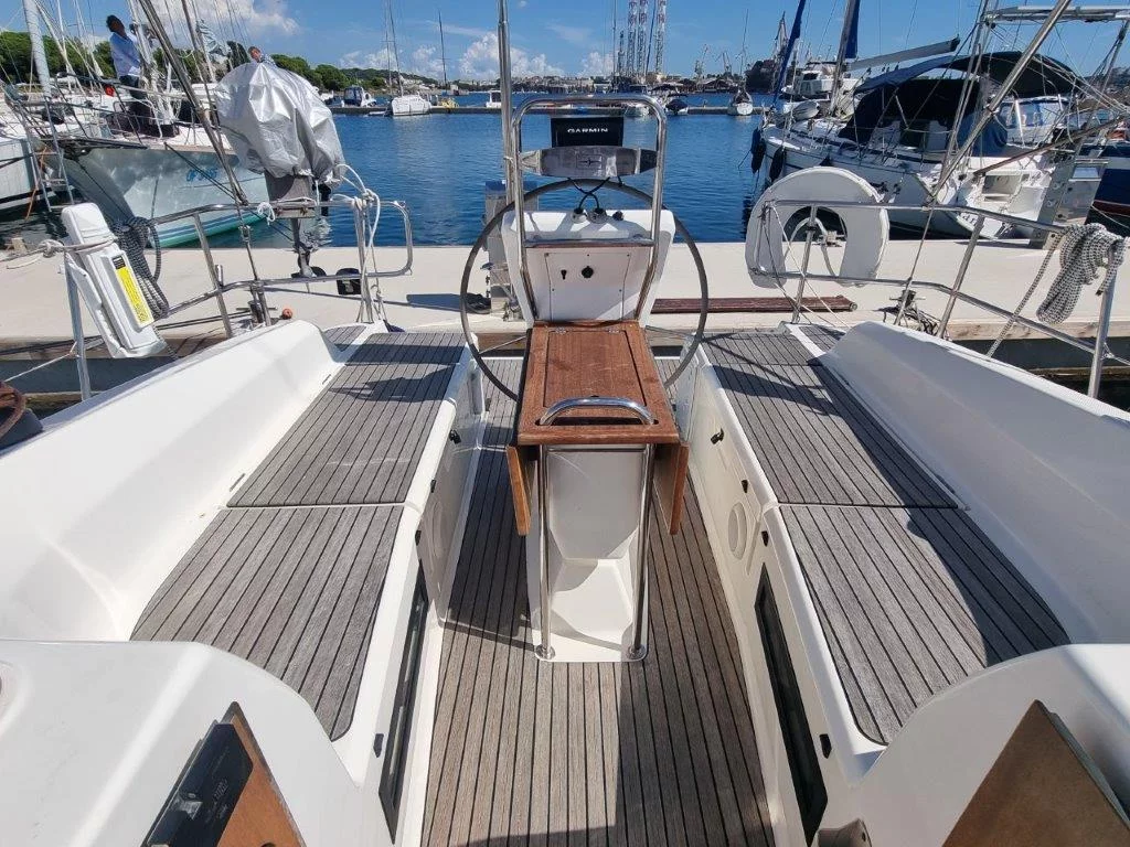 Bavaria 36 Cruiser (Eleven)  - 1