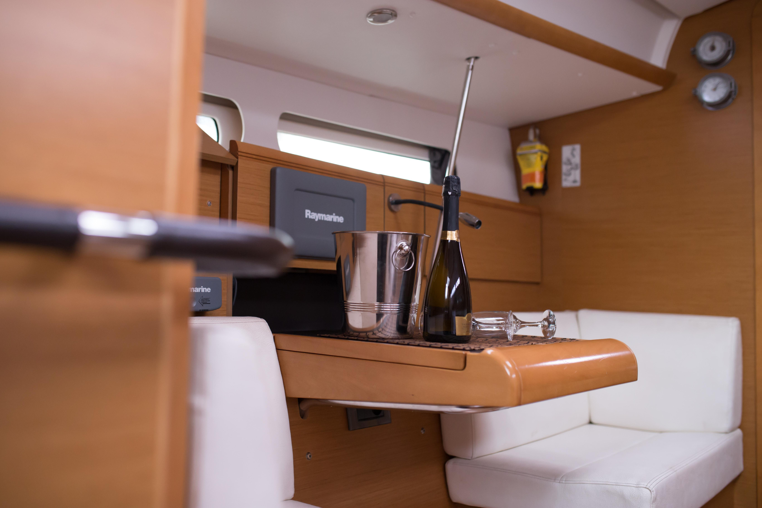 Photo #27 - Sun Odyssey 409 (Leonidas) in Athen - 20975