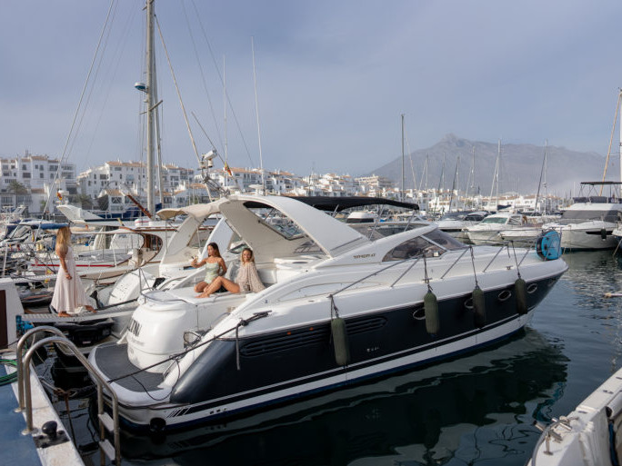 Photo #1 - Targa 43 (Better Late Than Never) en Marbella - 21471
