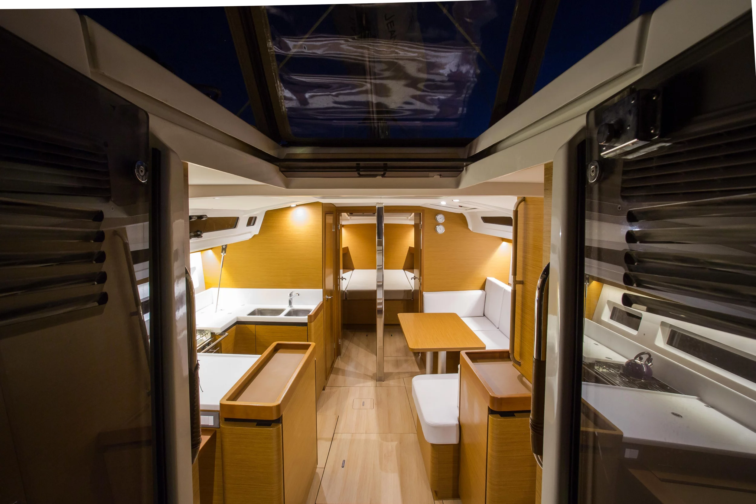 Sun Odyssey 440 (Ocean Song)  - 9