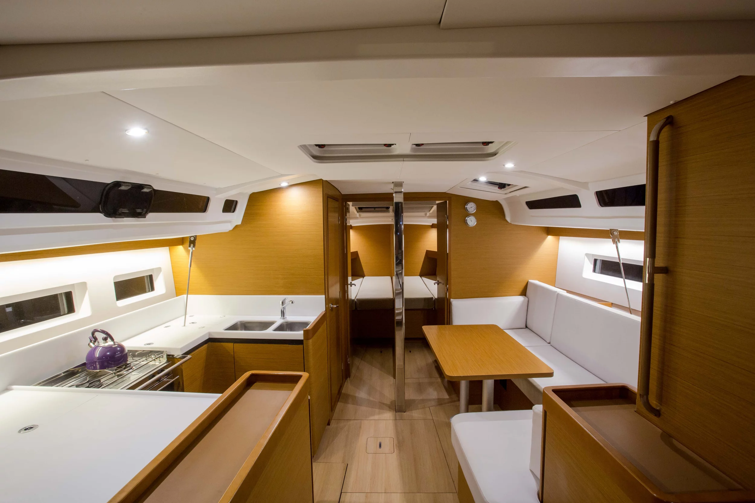 Sun Odyssey 440 (Ocean Song)  - 16