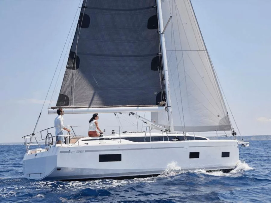 Bavaria C38 (MOYA) Main image - 0