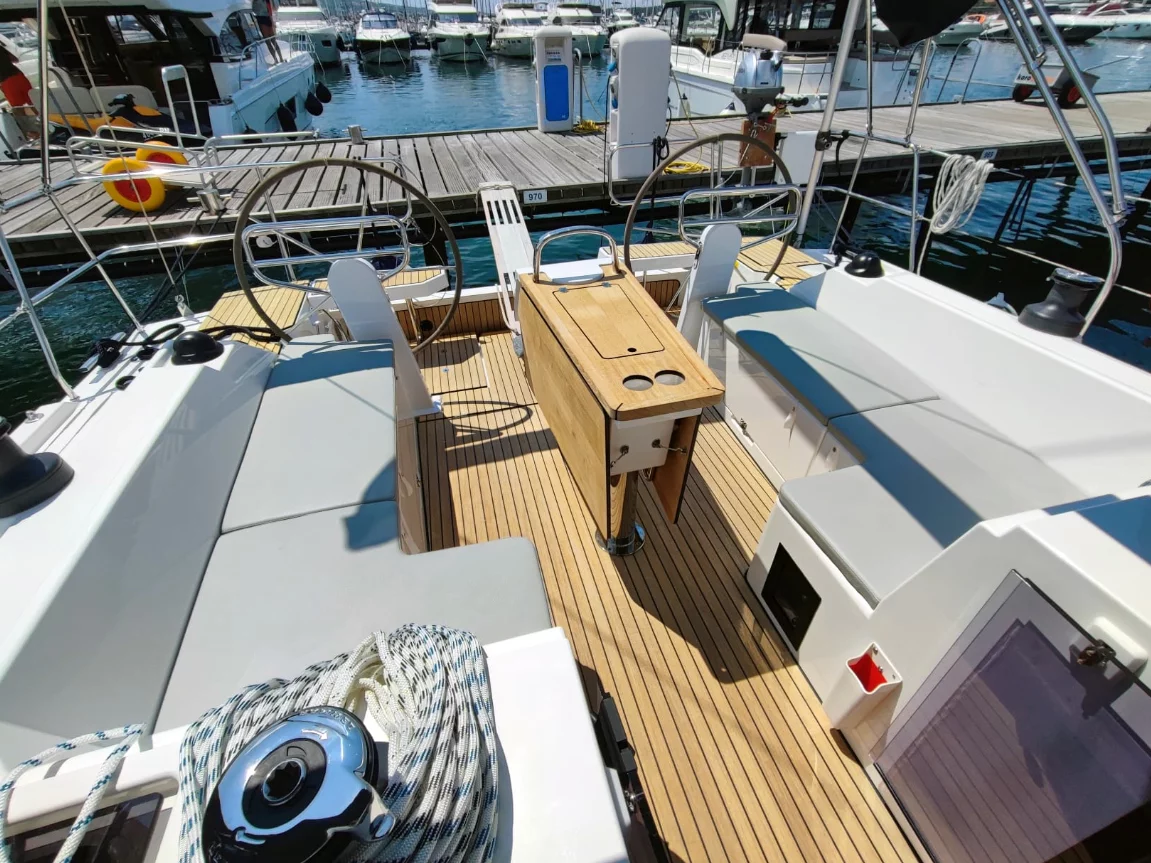 Bavaria C42 (GALA)  - 20