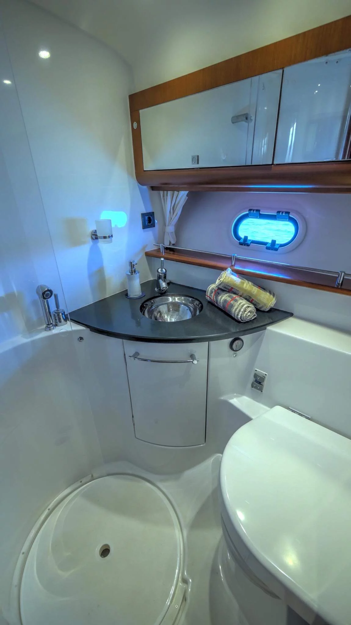 Prestige 440 Fly (Amica)  - 16